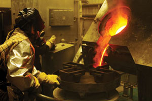 Gold pour at Lihir.