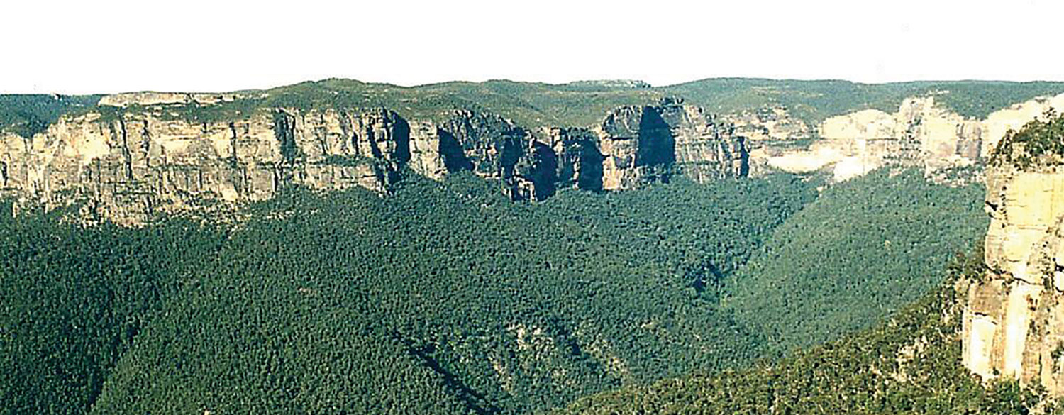 coastal great escarpments caused by flood runoff